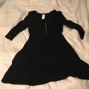 Brand new black dress mid sleeves zipper front